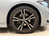 【BMWアロイホイル】軽量かつ強度に拘ったアロイホイル。走行性能ポテンシャルを引き出す設計。車の足元を引き締めてくれる大きなポイントはアロイホイルです。
