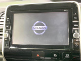【大画面ナビ】人気の大型9インチナビを装備。存在感のある大画面はインパクト大!ナビ利用時のマップ表示は見やすく、テレビやDVDは臨場感がアップ!いつものドライブがグッと楽しくなります♪