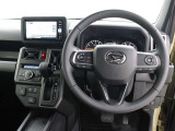 運転席廻りです。