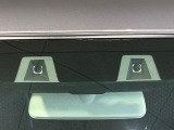 【スズキ セーフティサポート】走行中に前方の車両等を認識し、衝突しそうな時は警報とブレーキで衝突回避と被害軽減をアシスト。より安全にドライブをお楽しみいただけます。
