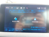 ●Apple Car Play:スマホとの有線接続で、ナビ・オーディオ再生などスマホのアプリ機能が画面でも使える便利機能です!