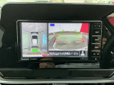 上から車を見下ろしたような画面が駐車をサポート、運転が苦手な方でも安心してお使い頂けます!!