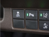 ◆パーキングセンサーシステム◆車庫入れの時などに近くに障害物がある場合、障害物までの距離を音で知らせてくれます。