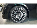 Eクラス E300 エクスクルーシブ (ISG) 