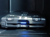■【ETC車載器】が装備されています。セットアップをしてお渡しとなり、ETCカードを差し込むだけで高速道路の利用が可能です。