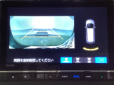バックでの車庫入れも安心です! リアカメラが付いているバックモニター付のナビを装備しております。バンパーについているソナーや、操作線もついており距離感も画面から確認できます。