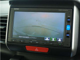 ◆バックカメラ◆リバースにするだけで映ります、後方の安全確認や、狭い駐車場での車庫入れ、雨の日や夜間など視界の悪い時に便利です!安全にバックする為には欠かせない装備です。