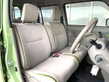 ドライバーによって運転しやすいポジションは異なり、あの車はどうなのか不安なこともありますよね。気になるお車は店頭で乗り込んでご確認いただけます♪