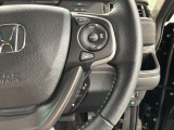 クルーズコントロールを装備しています。高速道路などで一定の速度で走ってくれるので運転が楽ですよ!速度を設定できますので、スピードの出しすぎにも注意できます。