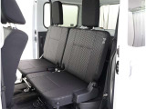 ゆとりある広々とした車内空間は、ドライブを始め買い物やレジャーなど、幅広く活躍します。一人でもみんなとでもお出かけを楽しみましょう!