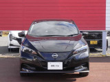 さらに、e-Pedal(イーペダル)、プロパイロット、アラウンドビューMを使ってインテリジェントなEVライフをお楽しみいただけます(*&rsquo;&omega;&rsquo;*)ボディカラーは人気のミッドナイトブラックパール(特別闘争