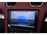 PCMナビゲーションモジュールにApple CarPlayを装備。スポーツカーでありながら、日常の移動でも快適にお使いいただけます。