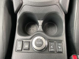 オールモード4X4切換えダイヤルと運転席・助手席シートヒーターが付いて寒い日も暖かくドライブ出来ます。