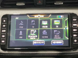 高性能で使いやすい日産純正ナビゲーションです。フルセグTVも鑑賞出来るしBluetooth機能付なのでお手持ちの携帯電話でハンドフリー通話も出来ます。