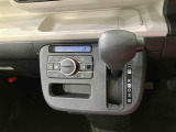 納車前にはプロのメカニックが、各部の点検を行います。ディーラーにしか出来ない品質、そしてサービスできっと満足していただけると思います!