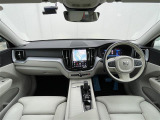 XC60 B5 AWD モメンタム 4WD 4WD 本革シート