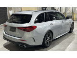 メルセデス・ベンツの定める厳しい基準をクリアしたお車のみをご案内させて頂きます。納車前整備はメーカー規定に基づき100項目にも及ぶ点検を熟練のメカニックによって行いご納車させて頂きます。
