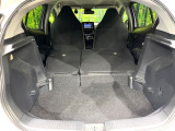 普段のお買い物や通勤、送迎等に十分な荷室スペースを確保しております。セカンドシートを倒すと、大きな荷物の積載も可能です♪