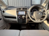 運転席内装の全体像です☆