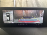 360度モニターは、4つのカメラによる前後左右・俯瞰映像でドライバーからは見えない領域の危険認知をサポート!全周囲の死角を減らし、狭い駐車場や幅寄せ、T字路の進入などの運転の安心感を高めます!