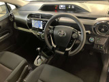 分かりやすく操作しやすい運転席まわりです☆