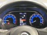 【メーター】メーター内のカラーディスプレイには運転をサポートするさまざまな情報を表示!