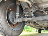 お車を安心してお乗りいただく為には、足回りの定期点検が欠かせません。サービスサポート(有償保証)では無料点検もご提供しており、安心のカーライフをお過ごしいただけるサポート体制が整っています。