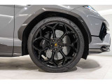 Black caliper