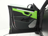 納車前には専門のテクニカルスタッフにより、 厳密な納車前点検を実施しますので、ご安心してお乗り頂けます。