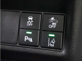 ◆パーキングセンサー◆車庫入れの時などに近くに障害物がある場合、障害物までの距離を音で知らせてくれます。