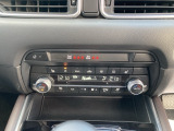 Apple Carplay・Android Auto対応!マツダ コネクト(コマンダーコントロール)でスマートフォンを操作して、通話、音楽を聴いたり、マップで目的地を調べることができます。
