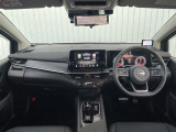ノートオーラ 1.2 G FOUR レザーエディション 4WD 本革シート