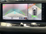駐車枠を指定するだけで、エクストレイルが枠の中への駐車をサポ-トしてくれるプロパイロットパ-キングサポ-ト付
