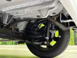 お車を安心してお乗りいただく為には、足回りの定期点検が欠かせません。サービスサポート(有償保証)では無料点検もご提供しており、安心のカーライフをお過ごしいただけるサポート体制が整っています。