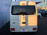 安心の最長10年・走行無制限保証(有償)をご用意。保証内容も充実はもちろん、無料点検&オイル交換や、年中無休の全国・24時間ロードサービスも付帯されておりますのでご安心下さい。