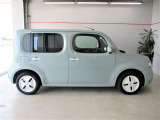 ■排気量は1500CCのコンパクトカーです。キューブが目指したのは、モノそのもののカタチが魅力的に感じられるデザインです。