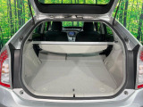 普段のお買い物や通勤、送迎等に十分な荷室スペースを確保しております。セカンドシートを倒すと、大きな荷物の積載も可能です♪