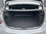 納車前には、メーカー規定に基づき、認定中古車ならではのしっかりとした整備をしてからご納車させて頂きます。熟練のメカニックがお客様に届く事を思い、1台1台入念に点検、整備致します。