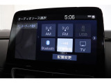 Bluetoothオーディオ対応しています。スマートフォンなどをカーオーディオへ無線で接続し、お気に入りの音楽を再生可能。
