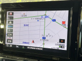【純正10型ナビ】人気の純正ナビを装備しております。ナビの使いやすさはもちろん、オーディオ機能も充実!キャンプや旅行はもちろん、通勤や買い物など普段のドライブも楽しくなるはず♪