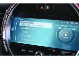 もはやMINI標準搭載とも言える、デザインアイコンの一つでもあるカーナビは各種設定から情報、マルチメディアまで、可愛らしい見てくれで多機能な装備の一つです。