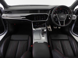 新型の車種から、お求めやすいモデルまで幅広く取り扱っております。