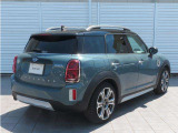 ミニクロスオーバー クーパー S E オール4 4WD 