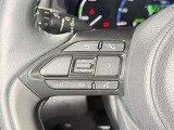 【ステアリングスイッチ左】前方から目を離すことなく操作することが可能です。