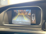 【パークアシスト・カメラ】駐車時に後方がリアルタイム映像で確認できます。大型商業施設や立体駐車場での駐車時や、夜間のバック時に大活躍!運転スキルに関わらず、今や必須となった装備のひとつです!