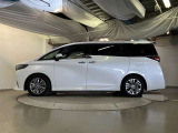 両側パワースライドドア付きだから、狭い駐車スペースなどでの 乗り降りラクラク!小さなお子さまのいるご家庭には嬉しい装備。