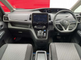 日産の上質なミニバンとして、もっとも相応しい走りとはなにか。五感に響くダイナミックさとラグジュアリー感でした。