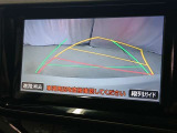 駐車が苦手な方でも安心のバックガイドモニター搭載。 後方の映像をクリアに表示し、ガイドラインで車庫入れや縦列駐車をしっかりサポート。毎日の運転がぐっとラクになります。