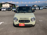 清潔な中古車展示場で皆様のご来店をお待ちしています。