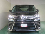明度の高いLEDヘッドライトで、夜間の運転も安心です。